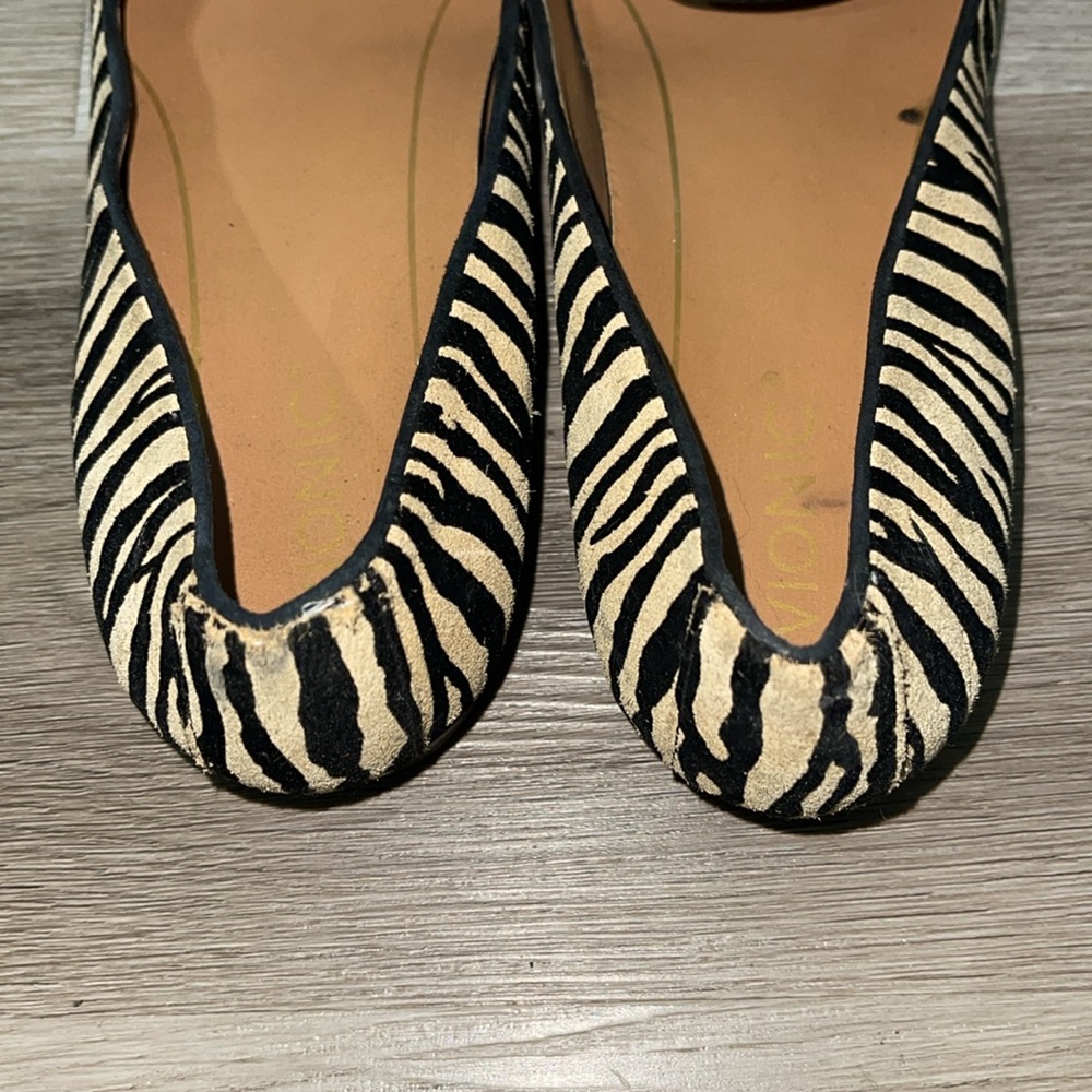 Vionic Women’s Willa Tiger Print Loafers 9.5 - Picture 5 of 11